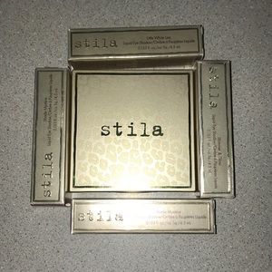 Stila Bundle Liquid Eyeshadow and Face Pallet